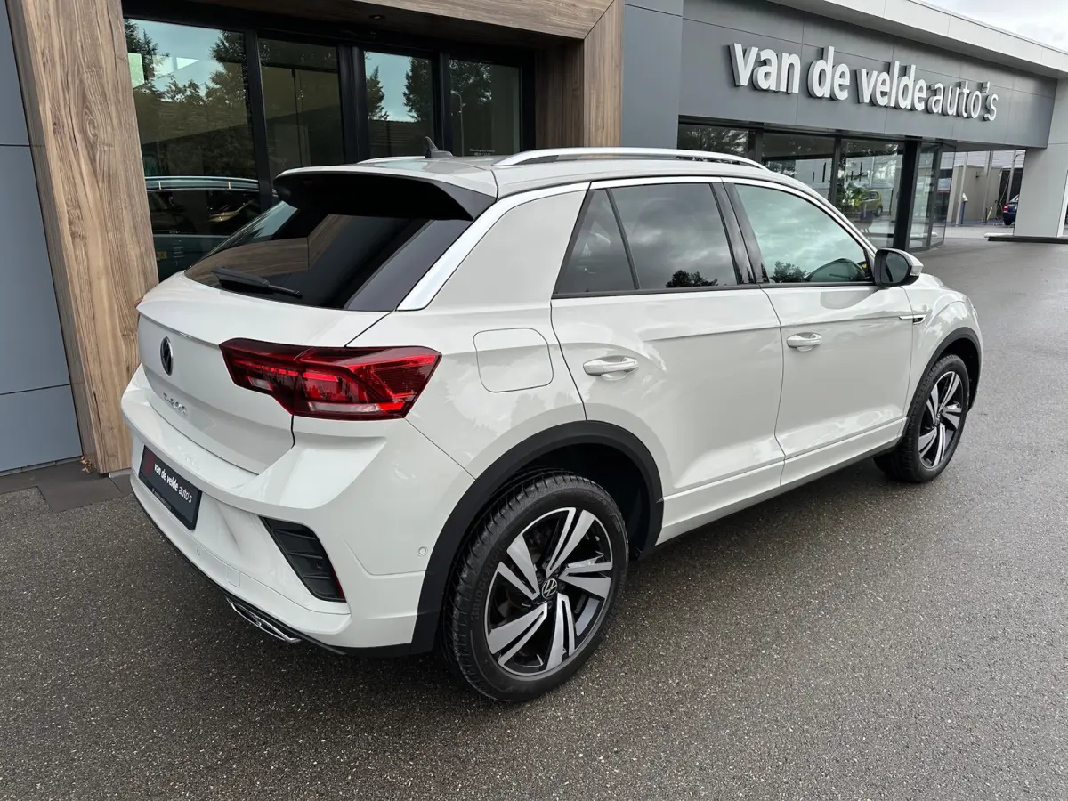 1.5 TSI 150pk DSG R-Line | Camera | Keyless | Elek. Achterklep | Dode hoek | Rijklaar incl. 1 jaar Bovag garantie