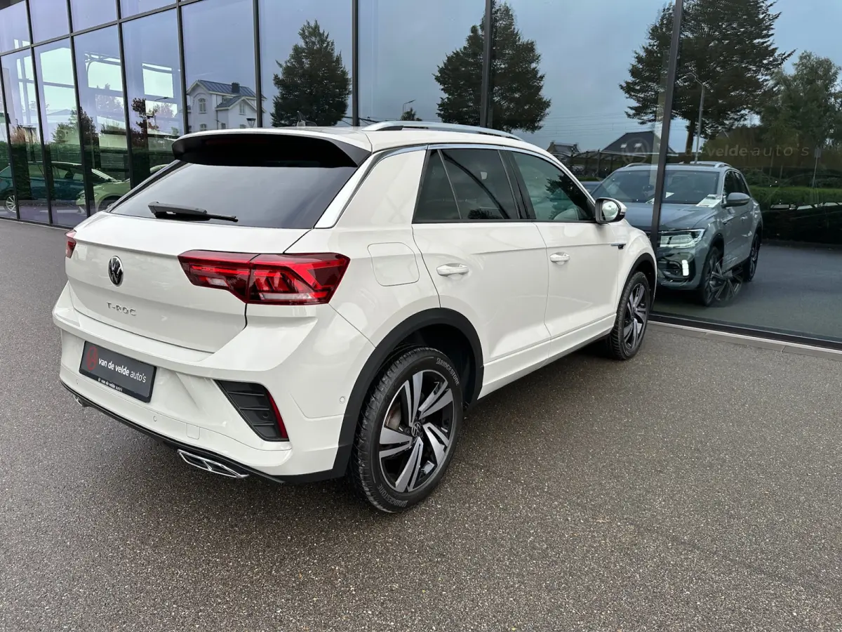 1.5 TSI 150pk DSG R-Line | Camera | Keyless | Elek. Achterklep | Dode hoek | Rijklaar incl. 1 jaar Bovag garantie