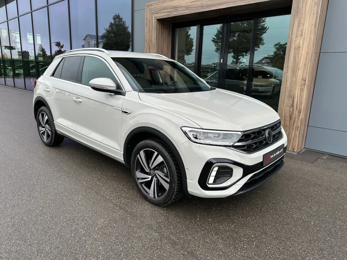 1.5 TSI 150pk DSG R-Line | Camera | Keyless | Elek. Achterklep | Dode hoek | Rijklaar incl. 1 jaar Bovag garantie