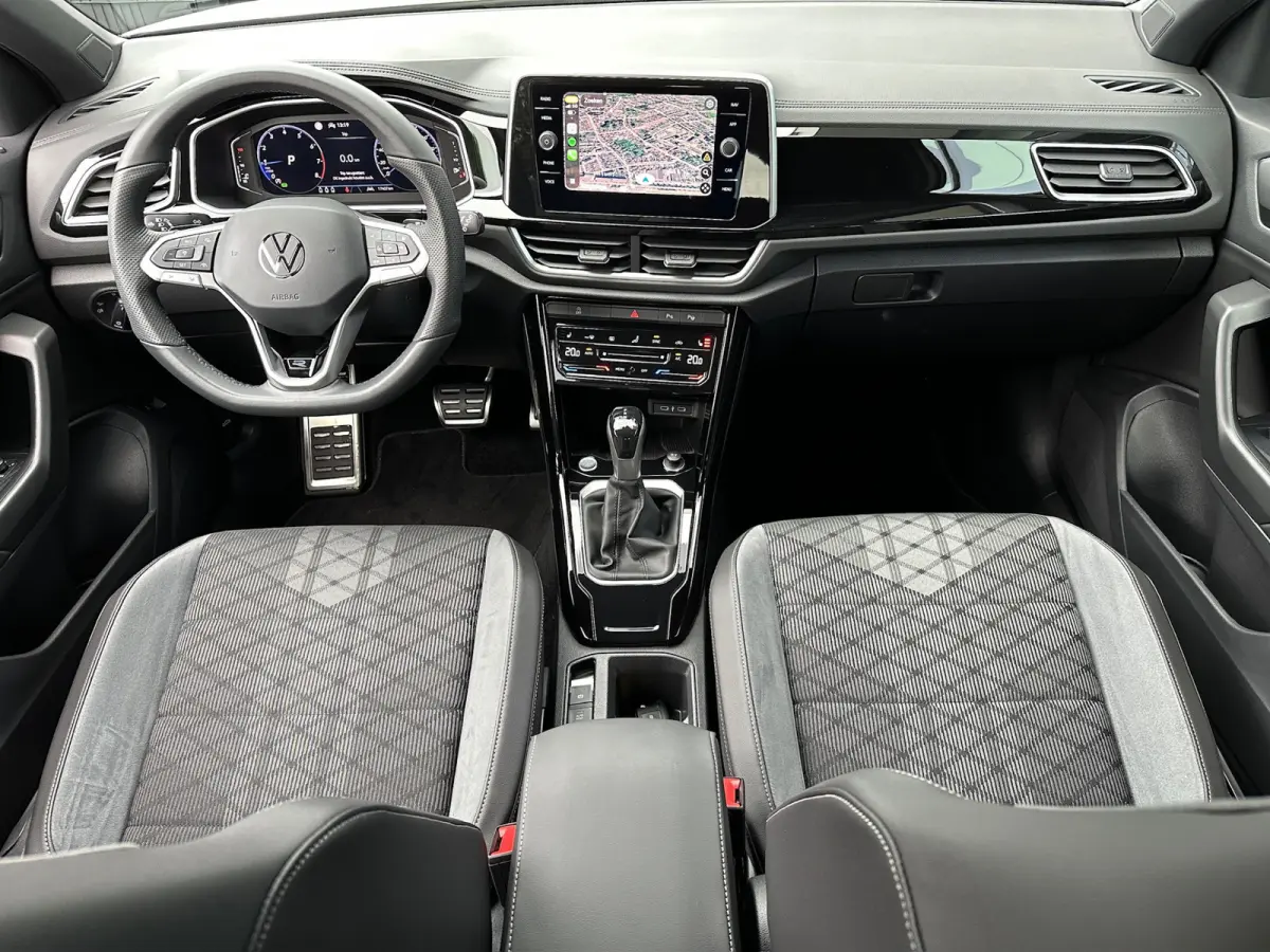 1.5 TSI 150pk DSG R-Line | Camera | Keyless | Elek. Achterklep | Dode hoek | Rijklaar incl. 1 jaar Bovag garantie