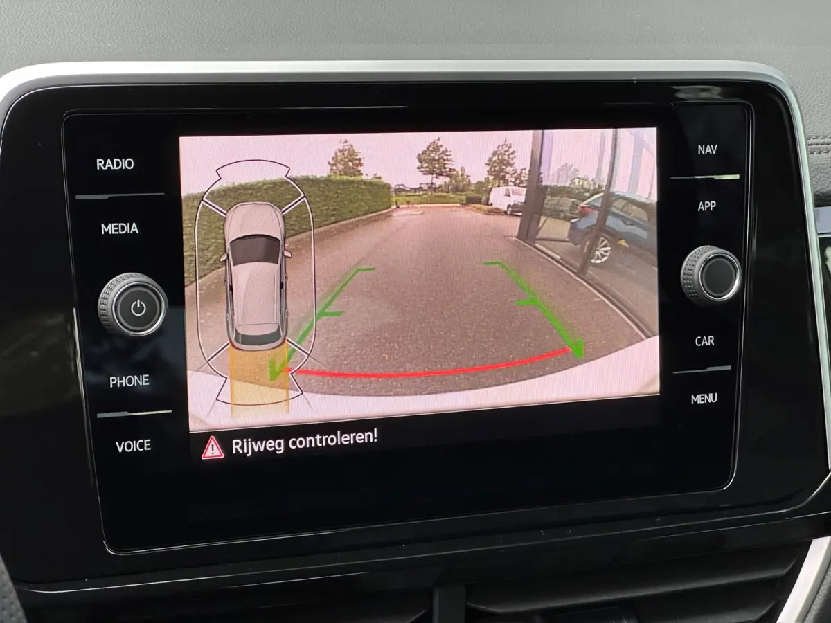 1.5 TSI 150pk DSG R-Line | Camera | Keyless | Elek. Achterklep | Dode hoek | Rijklaar incl. 1 jaar Bovag garantie