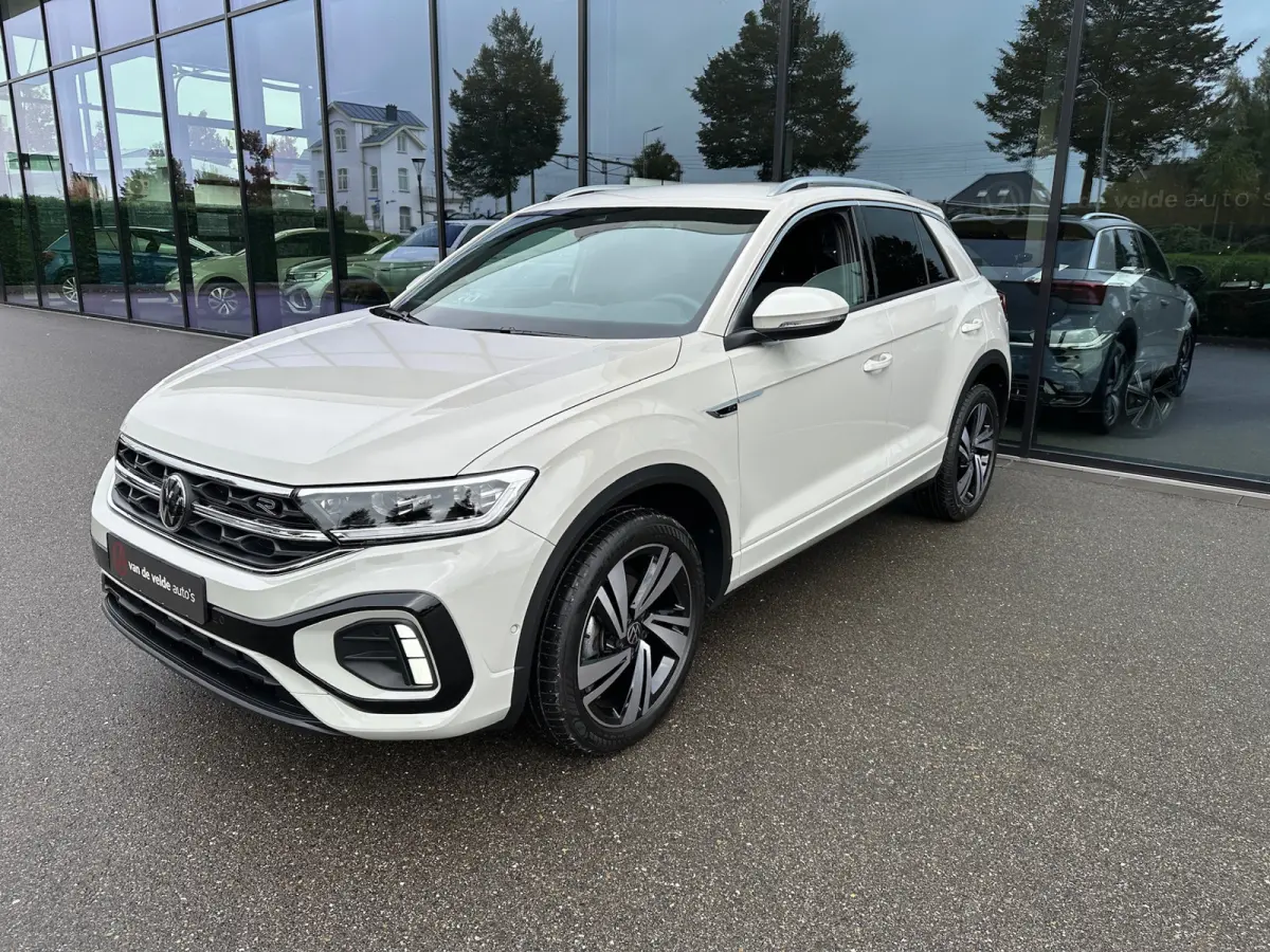 1.5 TSI 150pk DSG R-Line | Camera | Keyless | Elek. Achterklep | Dode hoek | Rijklaar incl. 1 jaar Bovag garantie