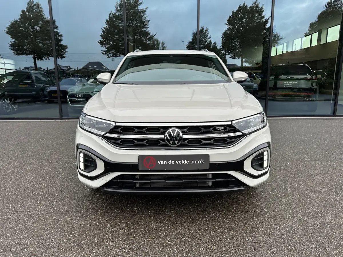 1.5 TSI 150pk DSG R-Line | Camera | Keyless | Elek. Achterklep | Dode hoek | Rijklaar incl. 1 jaar Bovag garantie