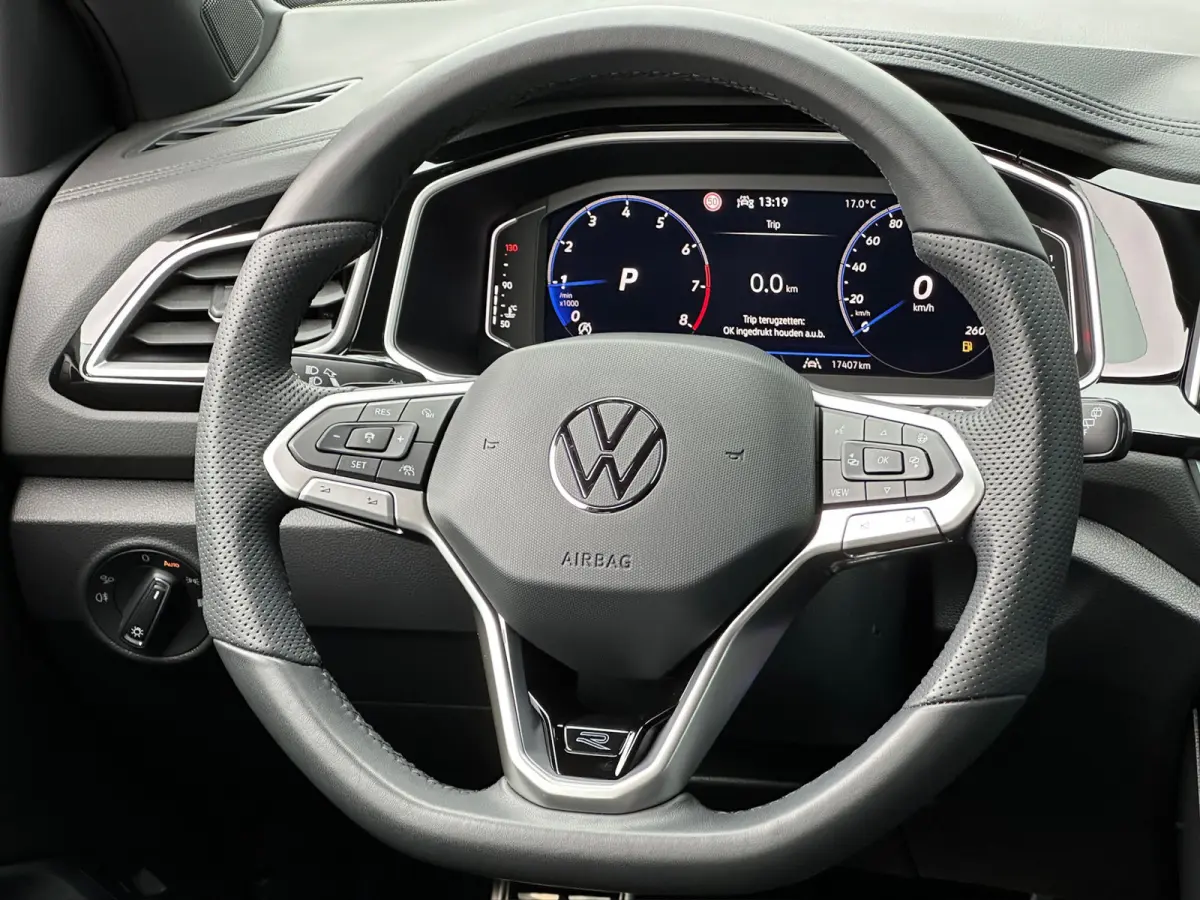 1.5 TSI 150pk DSG R-Line | Camera | Keyless | Elek. Achterklep | Dode hoek | Rijklaar incl. 1 jaar Bovag garantie