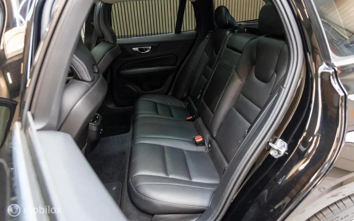 2.0 T5 Inscription 250 PK, PANO, HEAD-UP, MEMORY