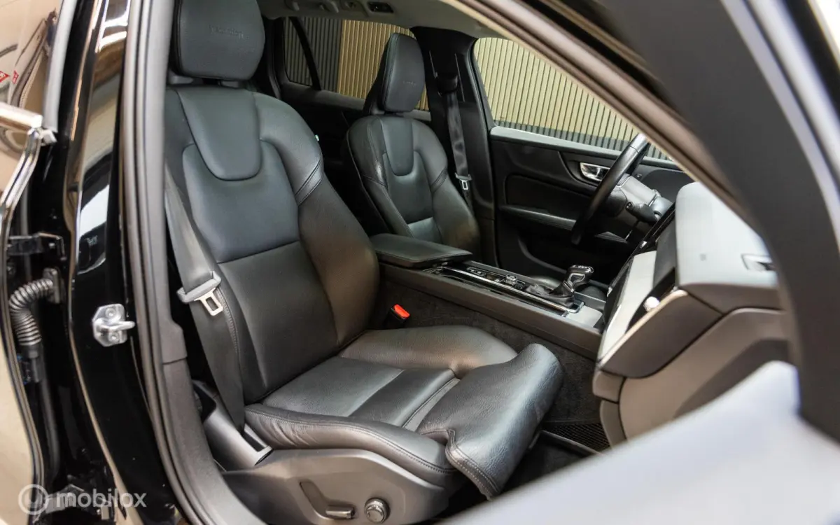 2.0 T5 Inscription 250 PK, PANO, HEAD-UP, MEMORY