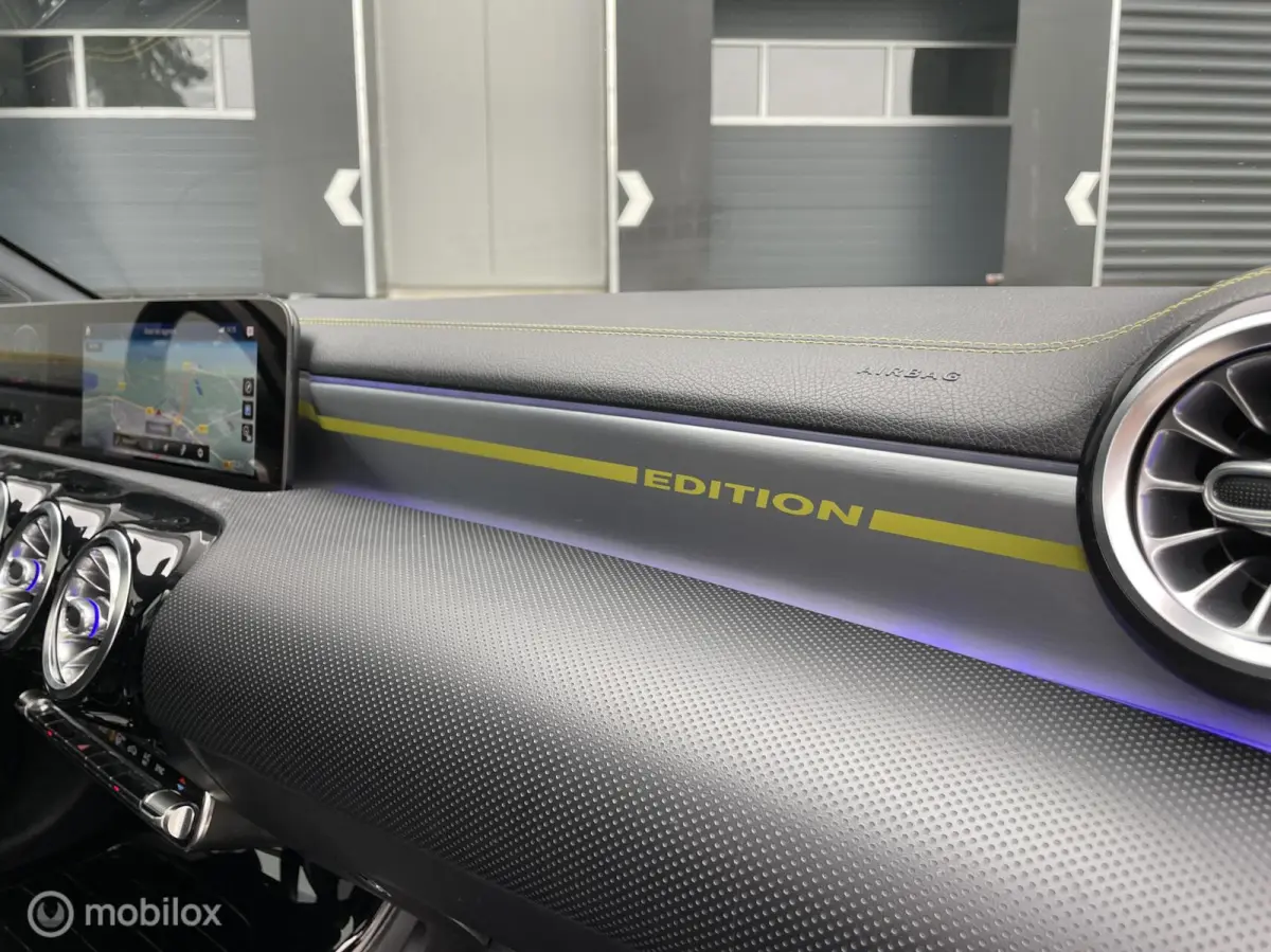 180 d AMG Edition 1 Magno Mat Pano VOL!!