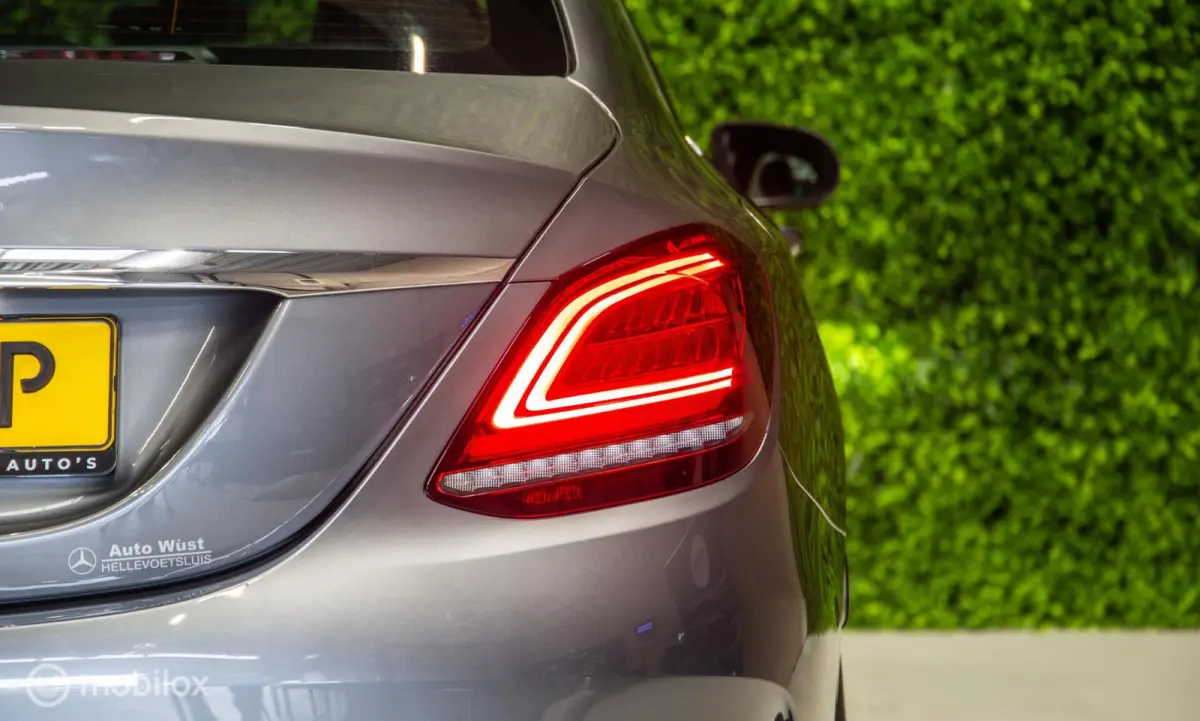 180 AMG-Line|1e eig|NL|Trekh,|Leder|Cam.