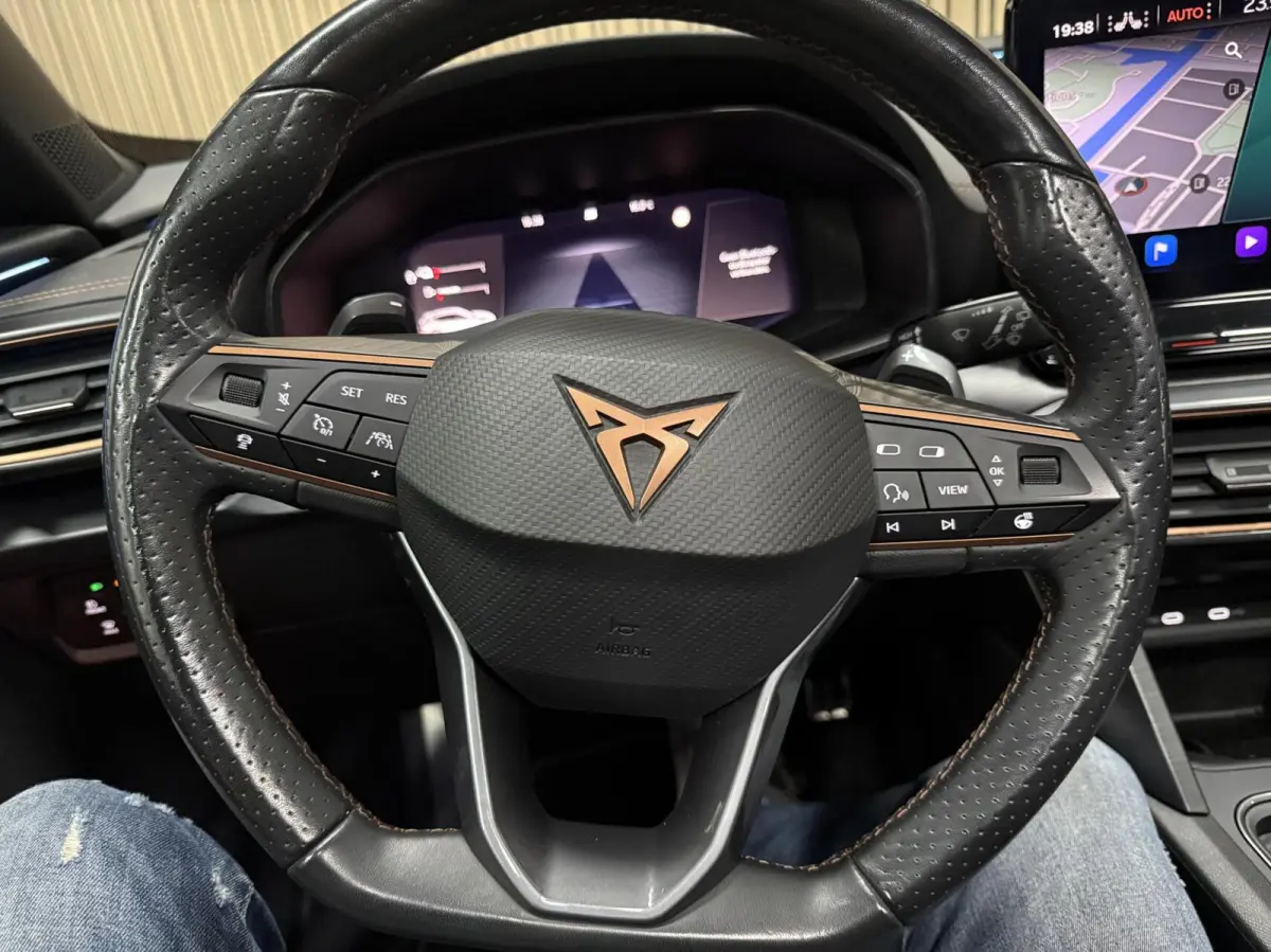 1.4 e-Hybrid VZ Performance | PANO | trekhaak