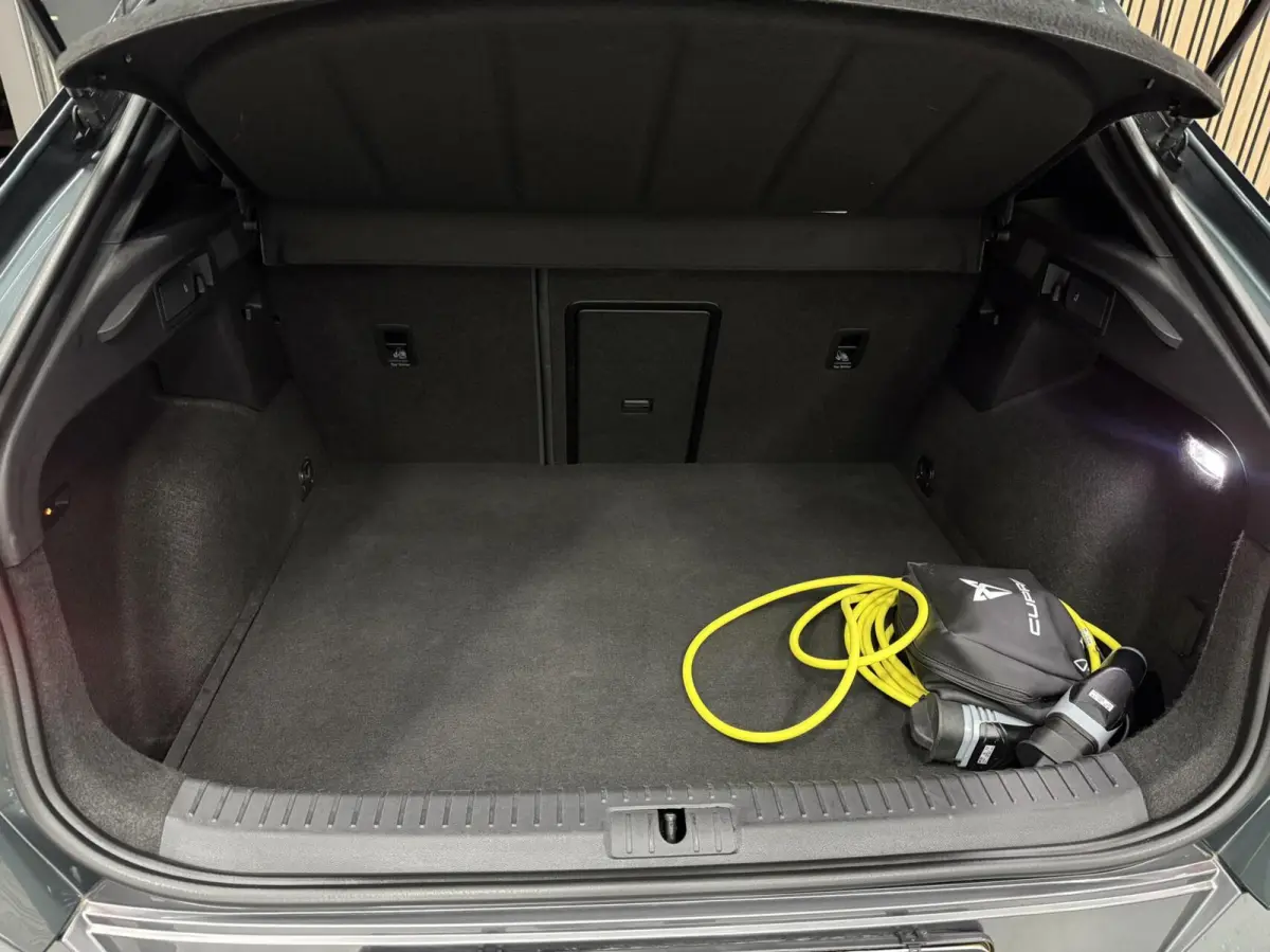 1.4 e-Hybrid VZ Performance | PANO | trekhaak
