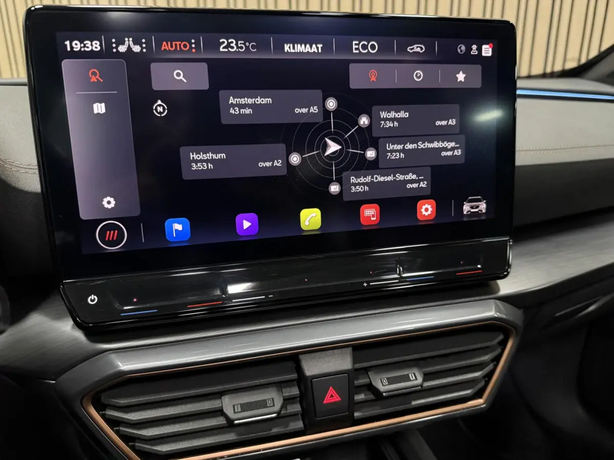 1.4 e-Hybrid VZ Performance | PANO | trekhaak