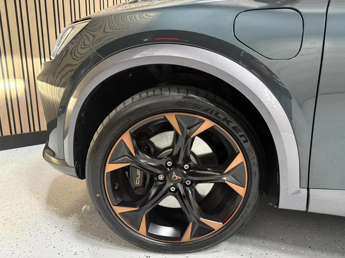 1.4 e-Hybrid VZ Performance | PANO | trekhaak