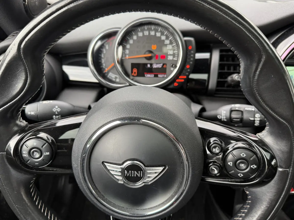 1.5 Cooper 136pk Marylebone 3d, Clima | Navi+ | Panoramadak | Led | H & K | Orig. Nederlandse auto