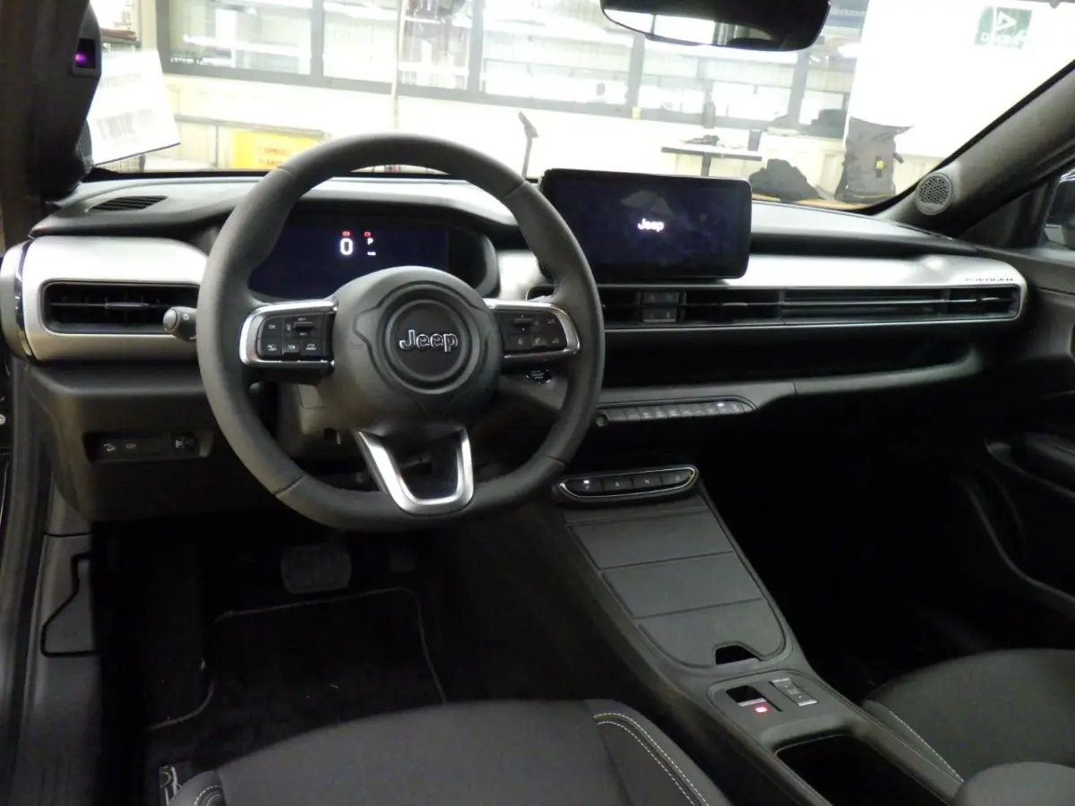 1.2 e-Hybrid Black Edition | Tot 8 Jaar Garantie | Stoelverwarming | Navigatie | Climate Controle | Camera | Elektrische Achterklep |