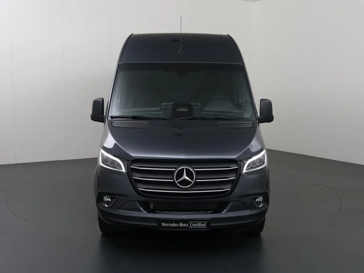 319 CDI | AUT. | L2 H2 | SCHUIFDEUR L+R | LED | NAVIGATIE | DISTRONIC | WINTERPAKKET | ALARM | APPLE CARPLAY/ANDROID AUTO | GEVEERDE BESTUURDERSSTOEL | 3500KG. AHW | BPM-VRIJ / 2024 |