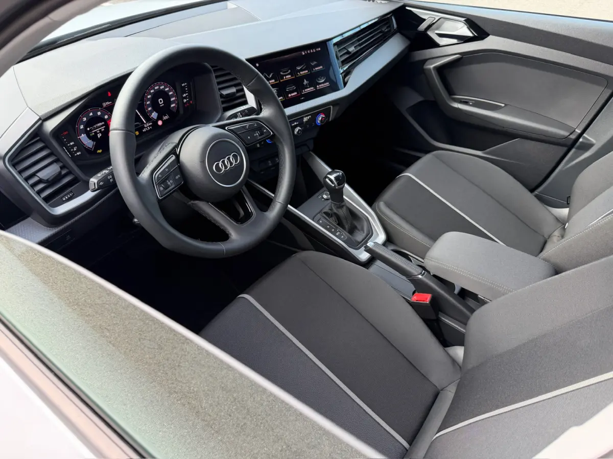 25 TFSI S-tronic Advanced | Carplay | Cruise | Stoelverwarming | Rijklaar incl. 1 jaar Bovag garantie