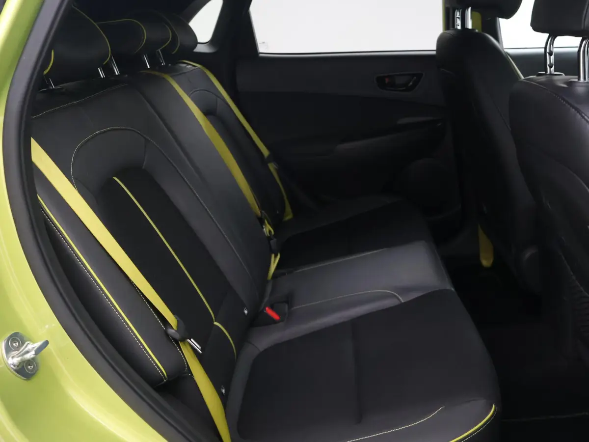 1.0T FASHION + TREKHAAK | CAMERA | APPLE CARPLAY | ANDROID AUTO | 18 INCH LMV