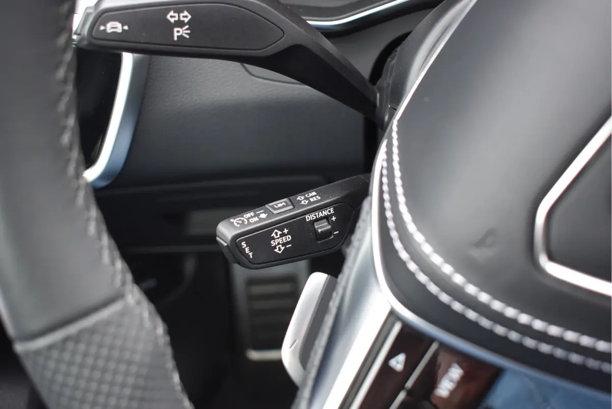 55 TFSI e Quattro S-Line 367 Pk Competition Pano Matrix HD Leder ACC S6 Diffusor