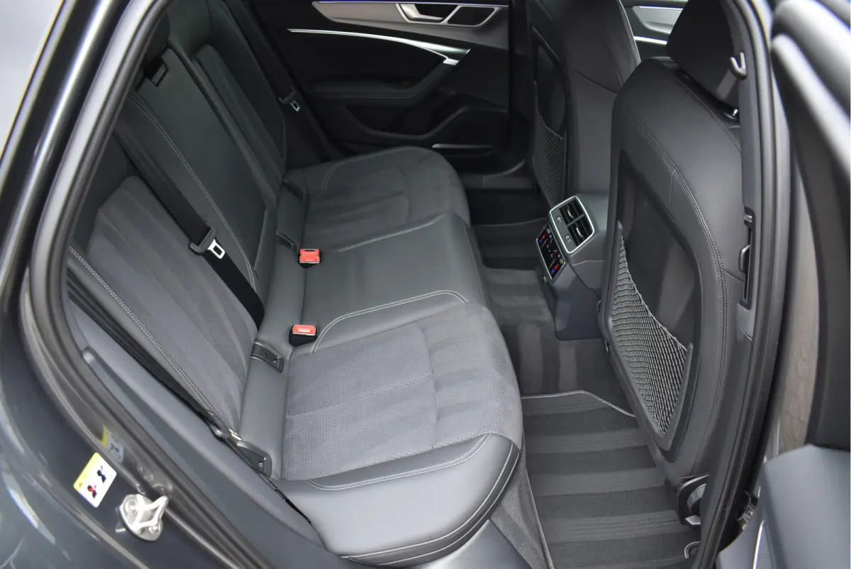 55 TFSI e Quattro S-Line 367 Pk Competition Pano Matrix HD Leder ACC S6 Diffusor