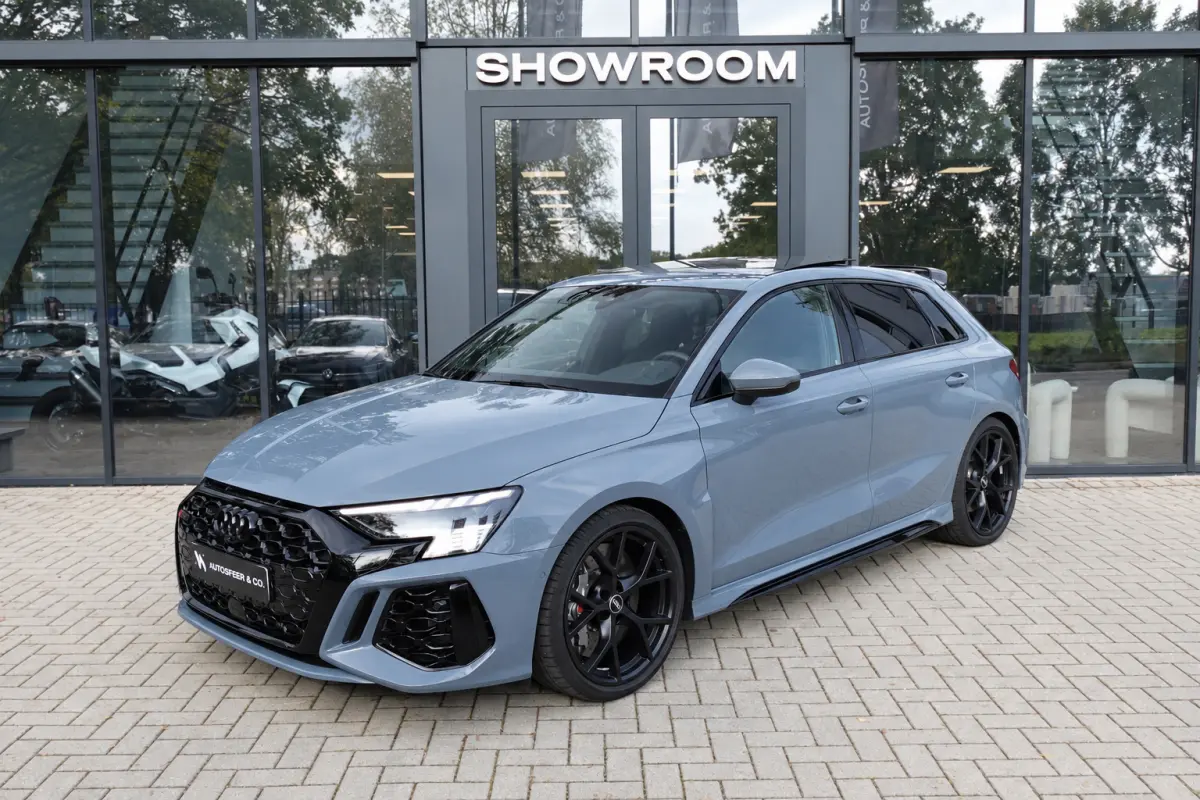 RS3 2.5 TFSI RS 3 quattro PANO KERAMISCH MASSAGE