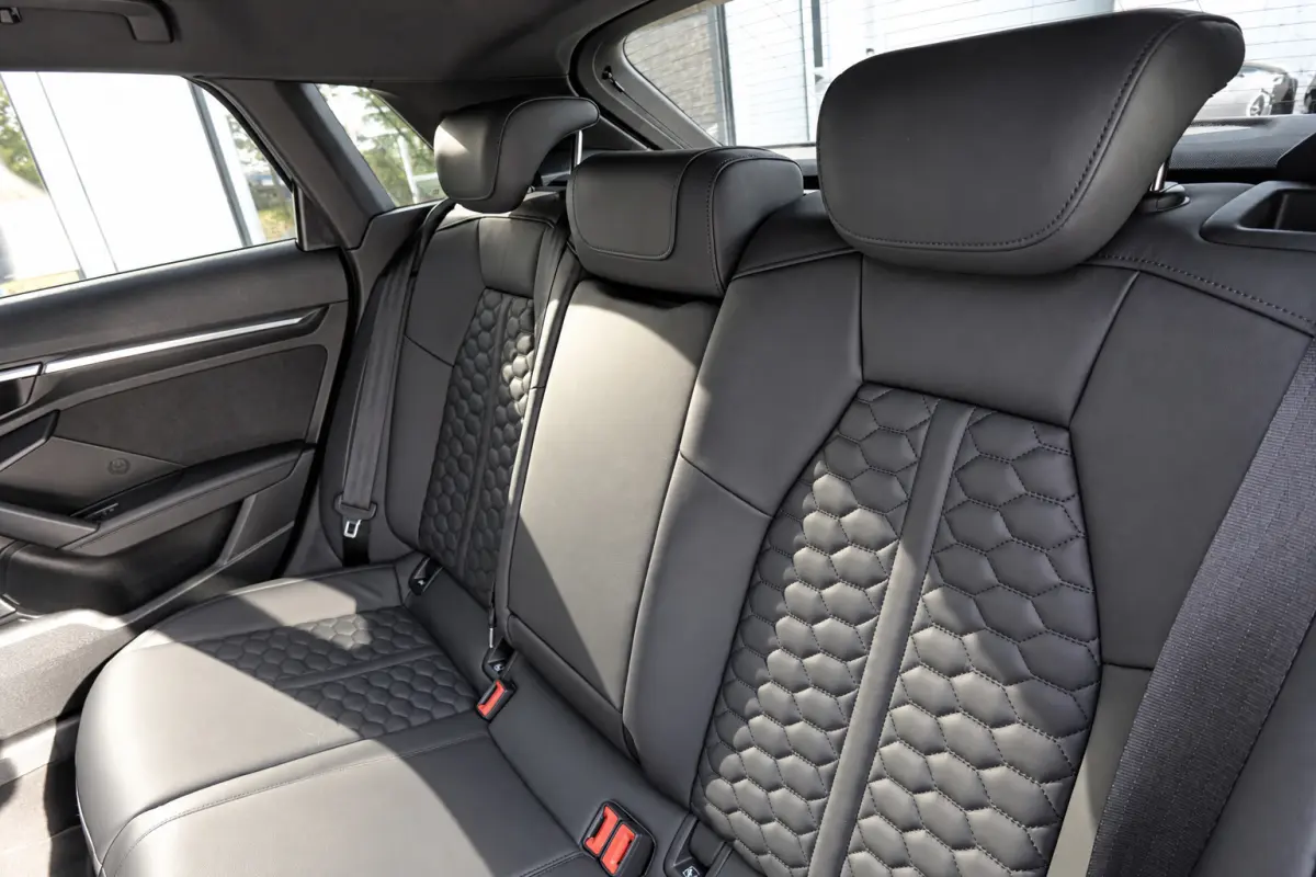 RS3 2.5 TFSI RS 3 quattro PANO KERAMISCH MASSAGE