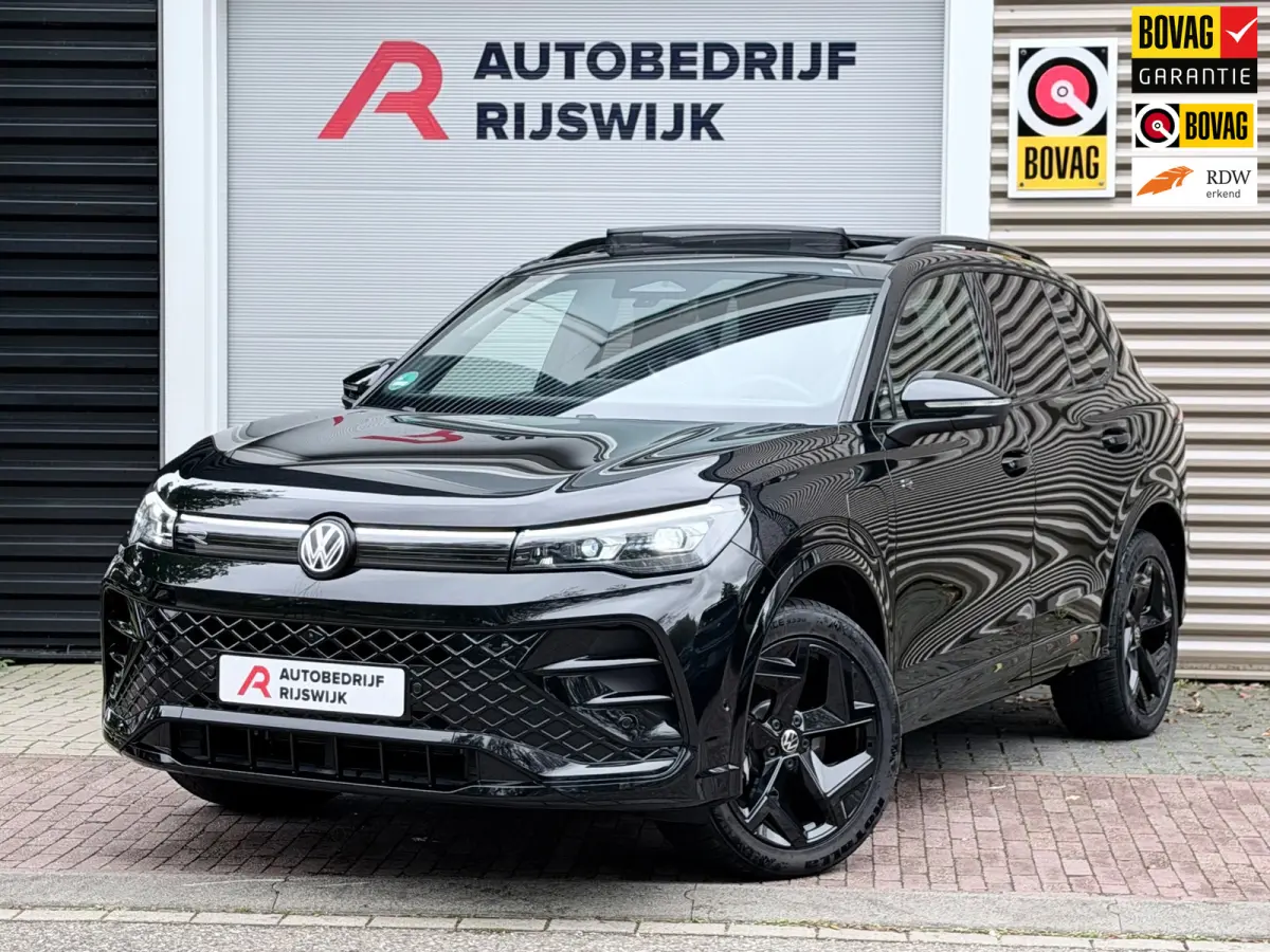 1.5 eHybrid R-Line Pano/360/Massage