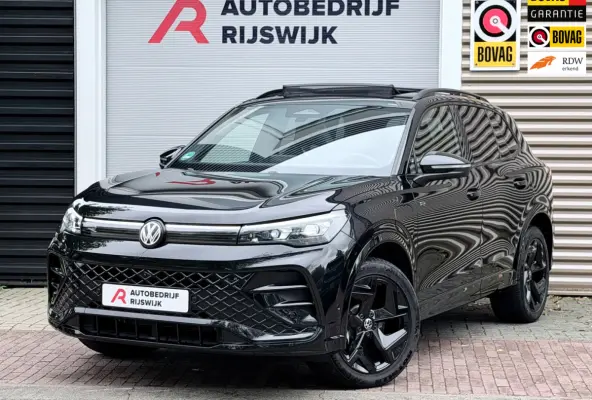 1.5 eHybrid R-Line Pano/360/Massage