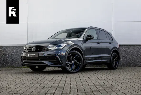1.4 TSI eHybrid R-Line Business+ Pano / Trekhaak / Black /