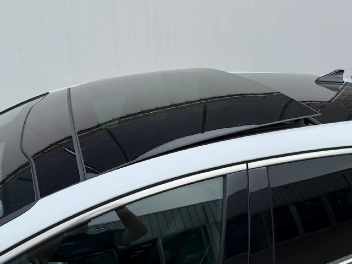 1.4 T-GDI GT-PlusLine met Trekhaak, All Season, Panoramadak, Elek.Klep, Leer/Alcantara