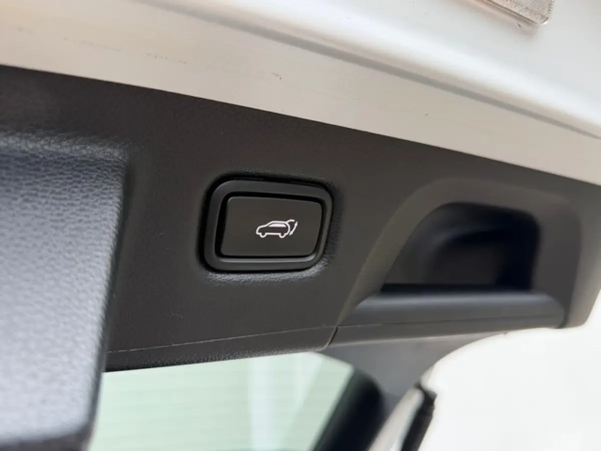 1.4 T-GDI GT-PlusLine met Trekhaak, All Season, Panoramadak, Elek.Klep, Leer/Alcantara