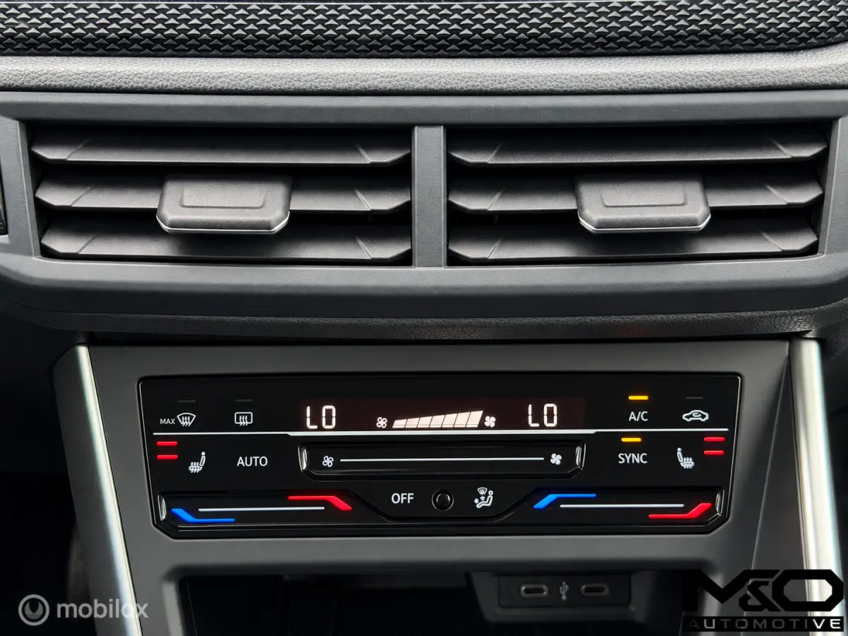 1.0 TSI | BTW | VIRTUAL | STOELVW | CAMERA | CARPLAY