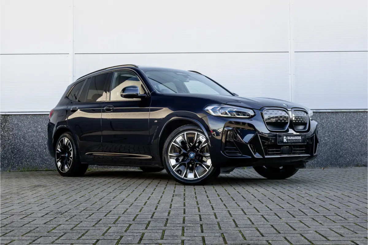 High Executive 80 kWh SOH 99% M Sport / Pano / Harman Kardon / Laser / 20 inch /