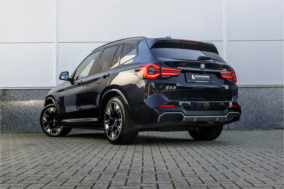 High Executive 80 kWh SOH 99% M Sport / Pano / Harman Kardon / Laser / 20 inch /