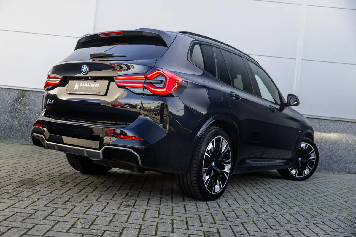High Executive 80 kWh SOH 99% M Sport / Pano / Harman Kardon / Laser / 20 inch /