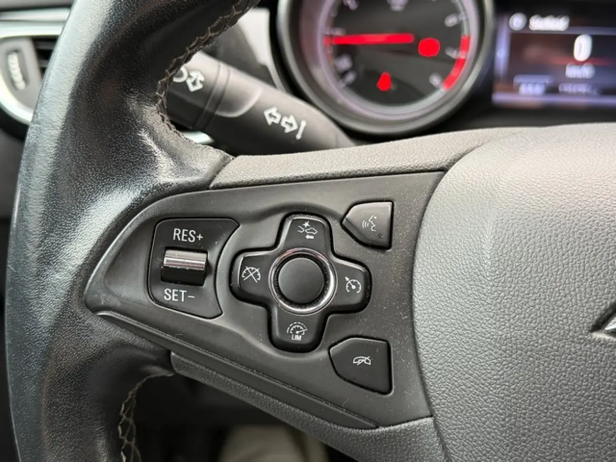 1.4 Turbo 150PK Innovation met Trekhaak, Navigatie, Climate Controle, Half Leder