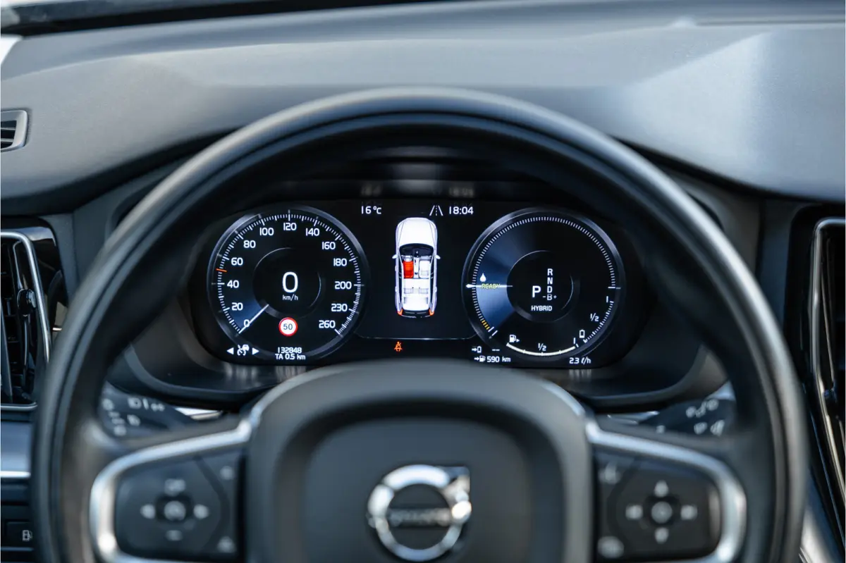 2.0 Recharge T6 AWD Panorama / Stoelverwarming / Camera /
