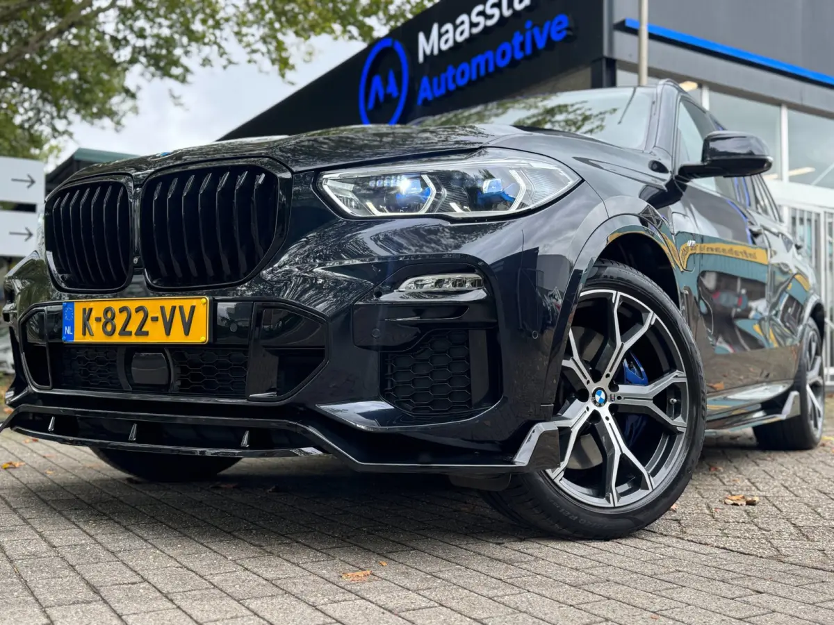XDrive45e High Executive NLauto 100% Dealer ond. Drive Pilot Mpakket 400 PK Pano Luchtvering Headup