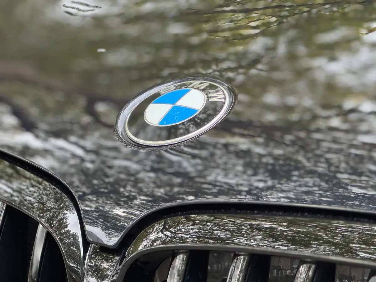 XDrive45e High Executive NLauto 100% Dealer ond. Drive Pilot Mpakket 400 PK Pano Luchtvering Headup