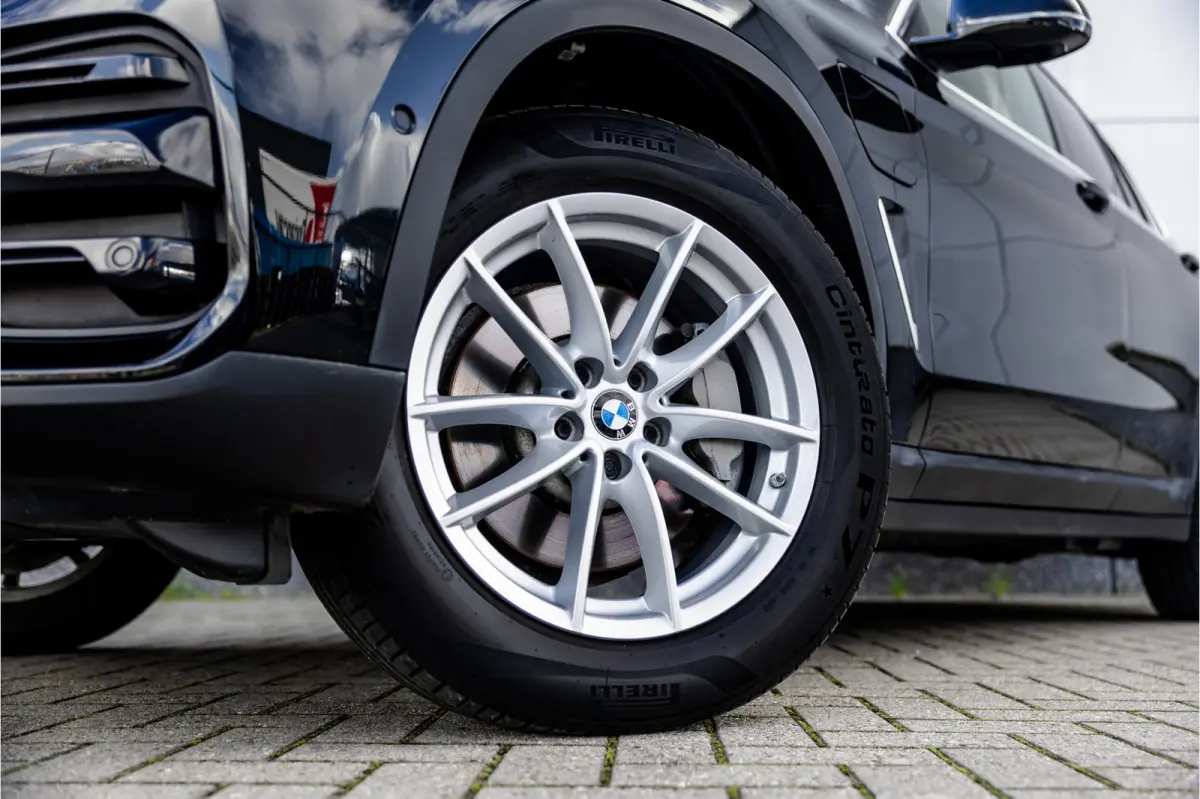 xDrive30e Business Edition Plus Panorama dak / Leder / Carplay / Android Auto /