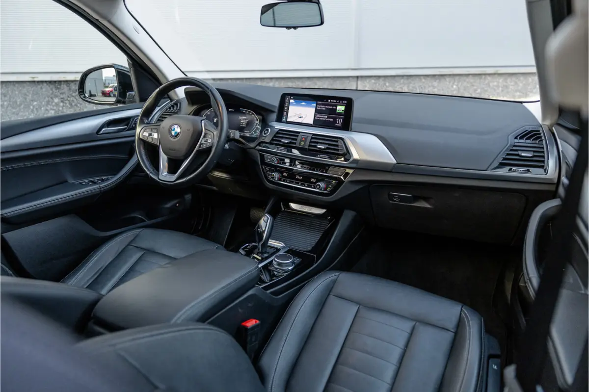 xDrive30e Business Edition Plus Panorama dak / Leder / Carplay / Android Auto /