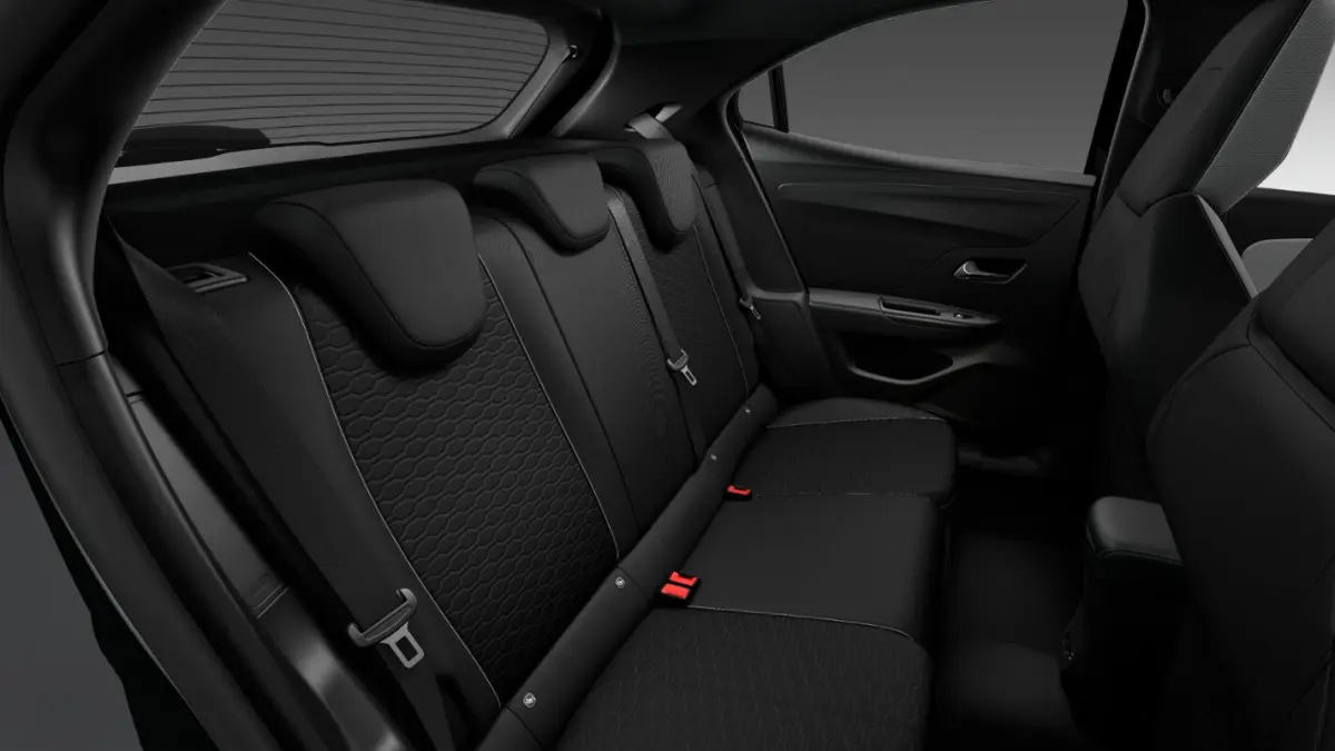 Business Edition | 17" Lichtmetalen velgen | Achteruitrijcamera | Adaptive Cruise control