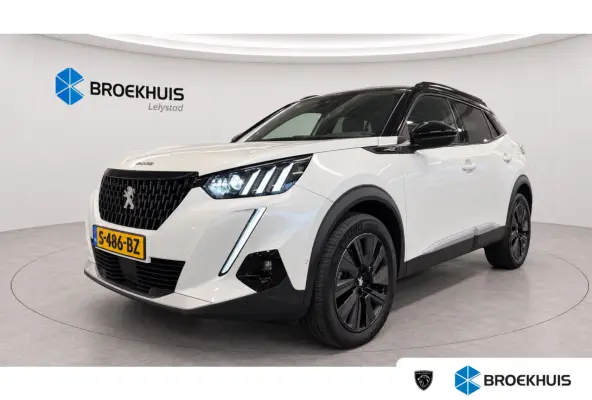 1.2 PURETECH 155PK GT PACK AUTOMAAT / NAVI / LEDER / CLIMA / PDC / 18" LMV / CAMERA / PANO. DAK / FOCAL AUDIO / KEYLESS / FULL-LED / AFN. TREKHAAK / FULL OPTIONS / NIEUWSTAAT !!