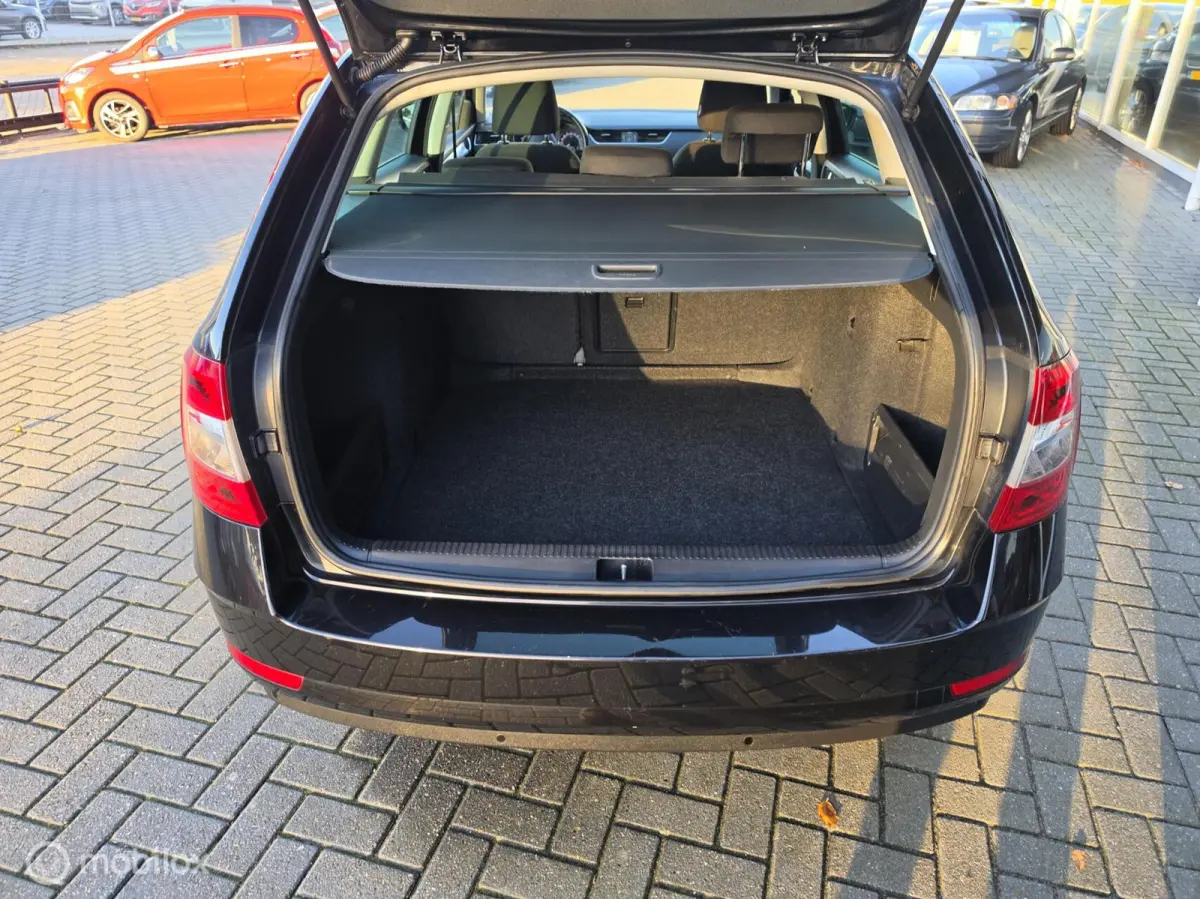 1.0 TSI Greentech Sport Business