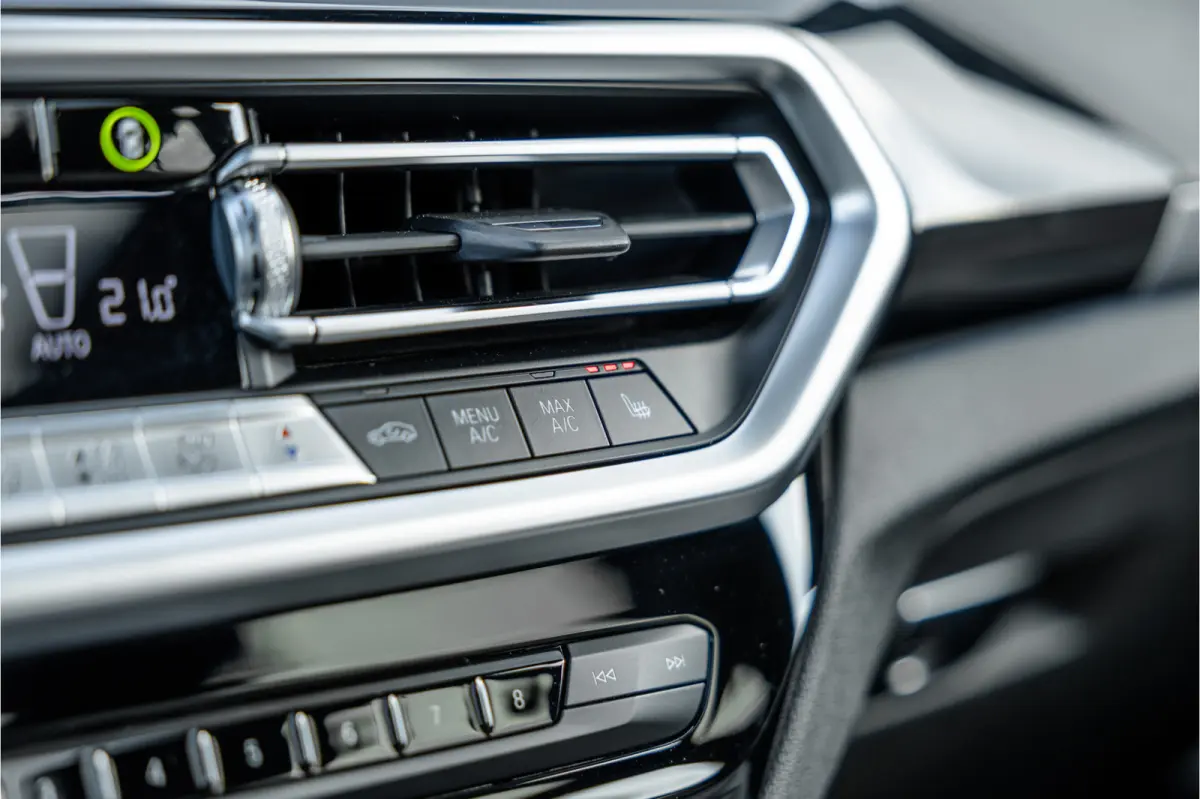 xDrive30e High Executive M-Sport Panorama / Electrische stoel / Trekhaak / Camera /