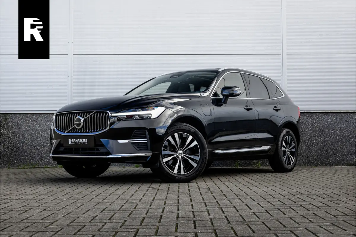 2.0 Recharge T6 AWD Panorama dak / Camera / Leder / Carplay / Android