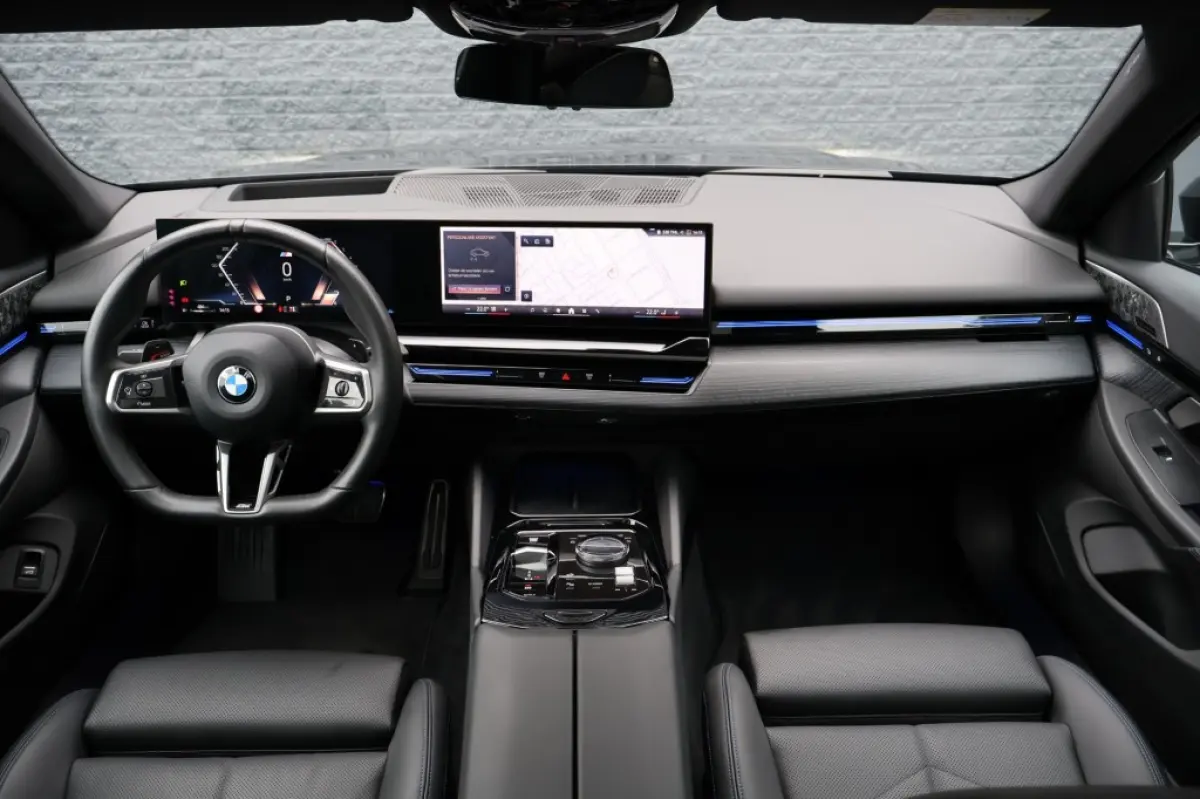 520D M Sport Pano/4-wielbesturing/Trekhaak/Head-up/Bowers & Wilkins
