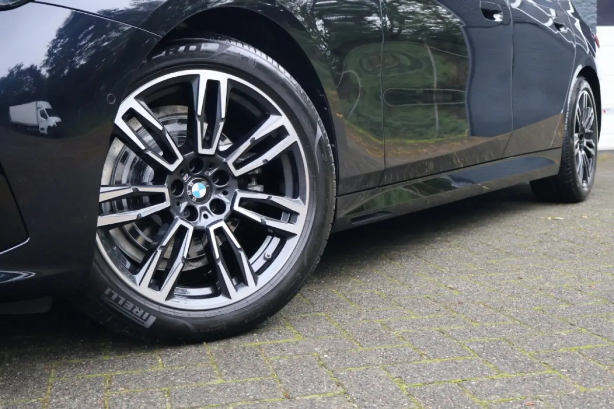 520D M Sport Pano/4-wielbesturing/Trekhaak/Head-up/Bowers & Wilkins