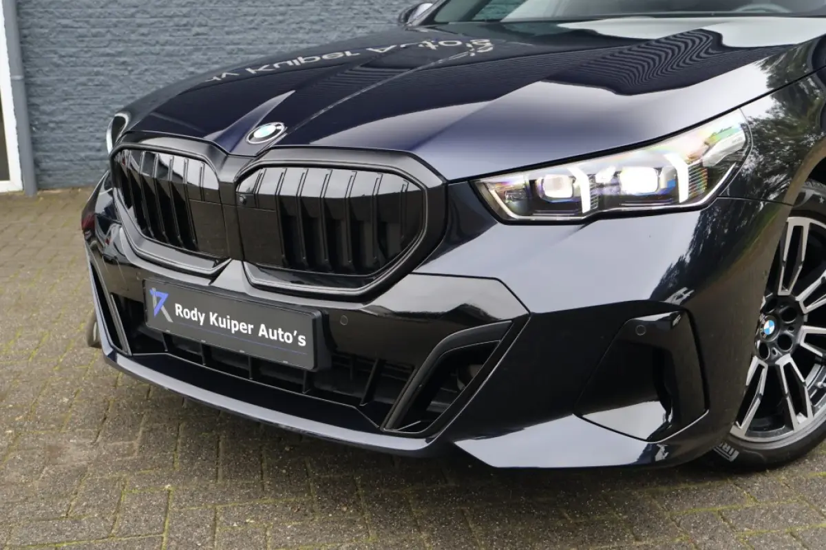 520D M Sport Pano/4-wielbesturing/Trekhaak/Head-up/Bowers & Wilkins