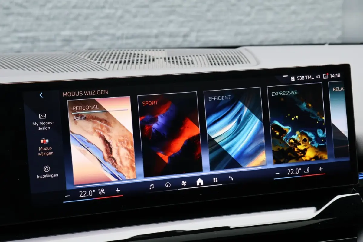520D M Sport Pano/4-wielbesturing/Trekhaak/Head-up/Bowers & Wilkins