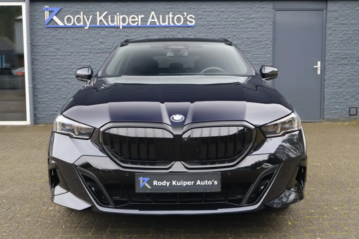 520D M Sport Pano/4-wielbesturing/Trekhaak/Head-up/Bowers & Wilkins